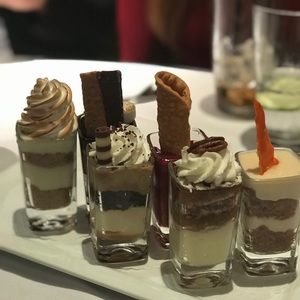 Meet your Posher, Dana